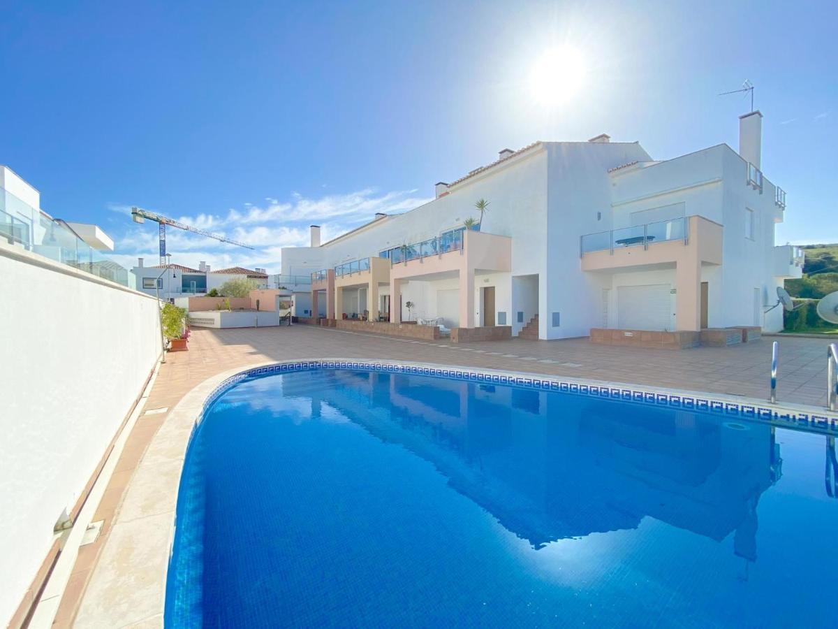 Апартаменты Cozy Retreat For Couples In Burgau #1937 Экстерьер фото