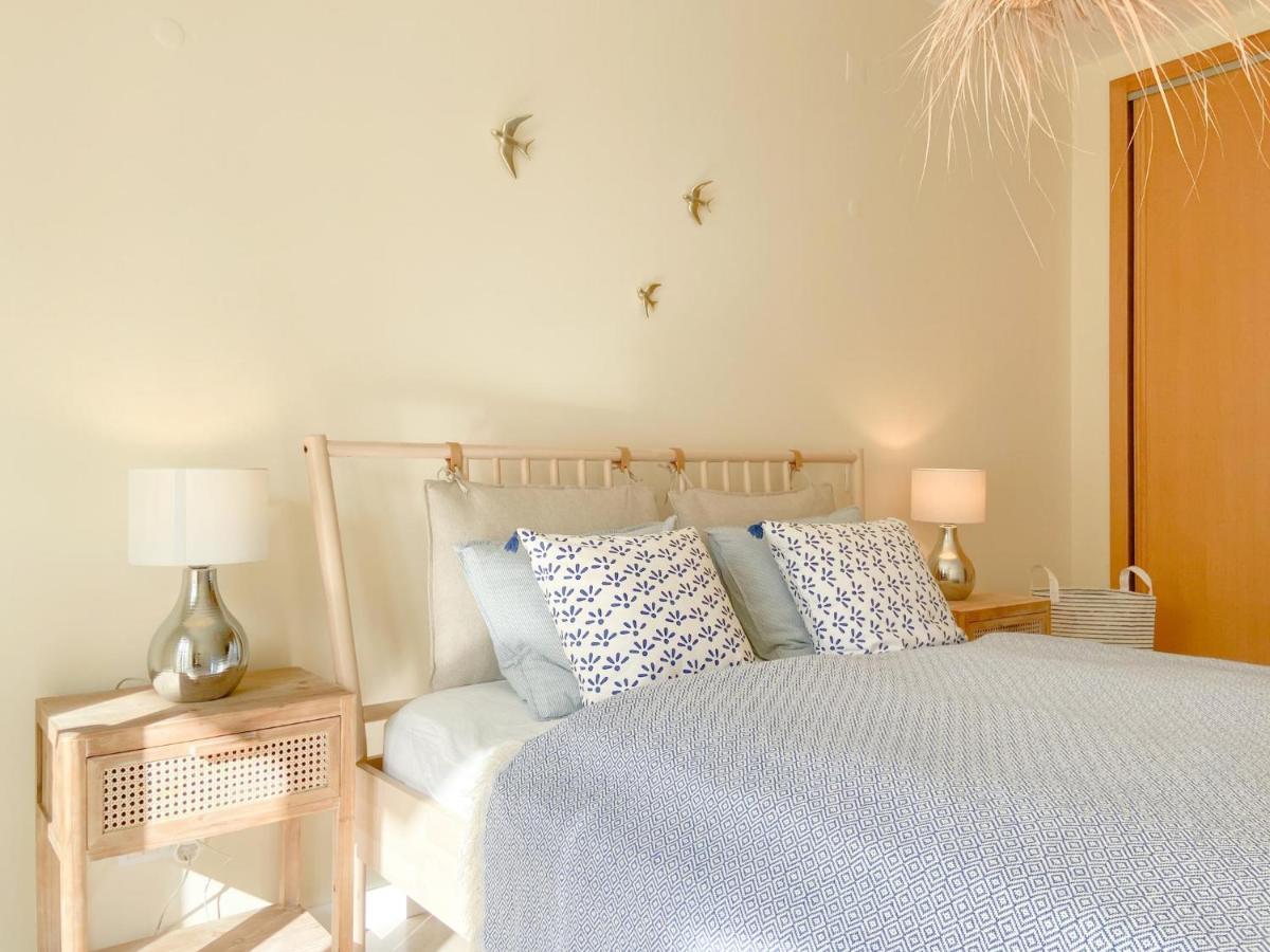 Апартаменты Cozy Retreat For Couples In Burgau #1937 Экстерьер фото