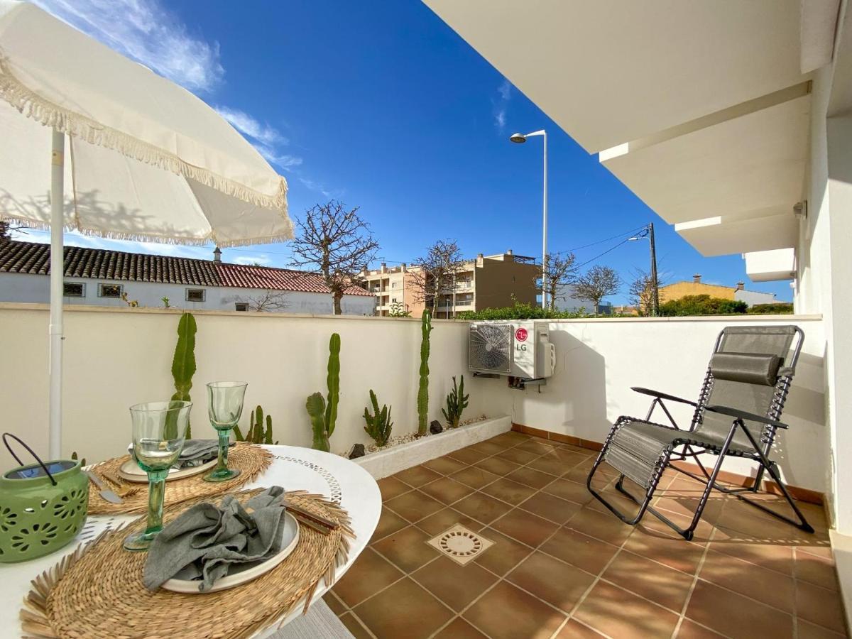 Апартаменты Cozy Retreat For Couples In Burgau #1937 Экстерьер фото